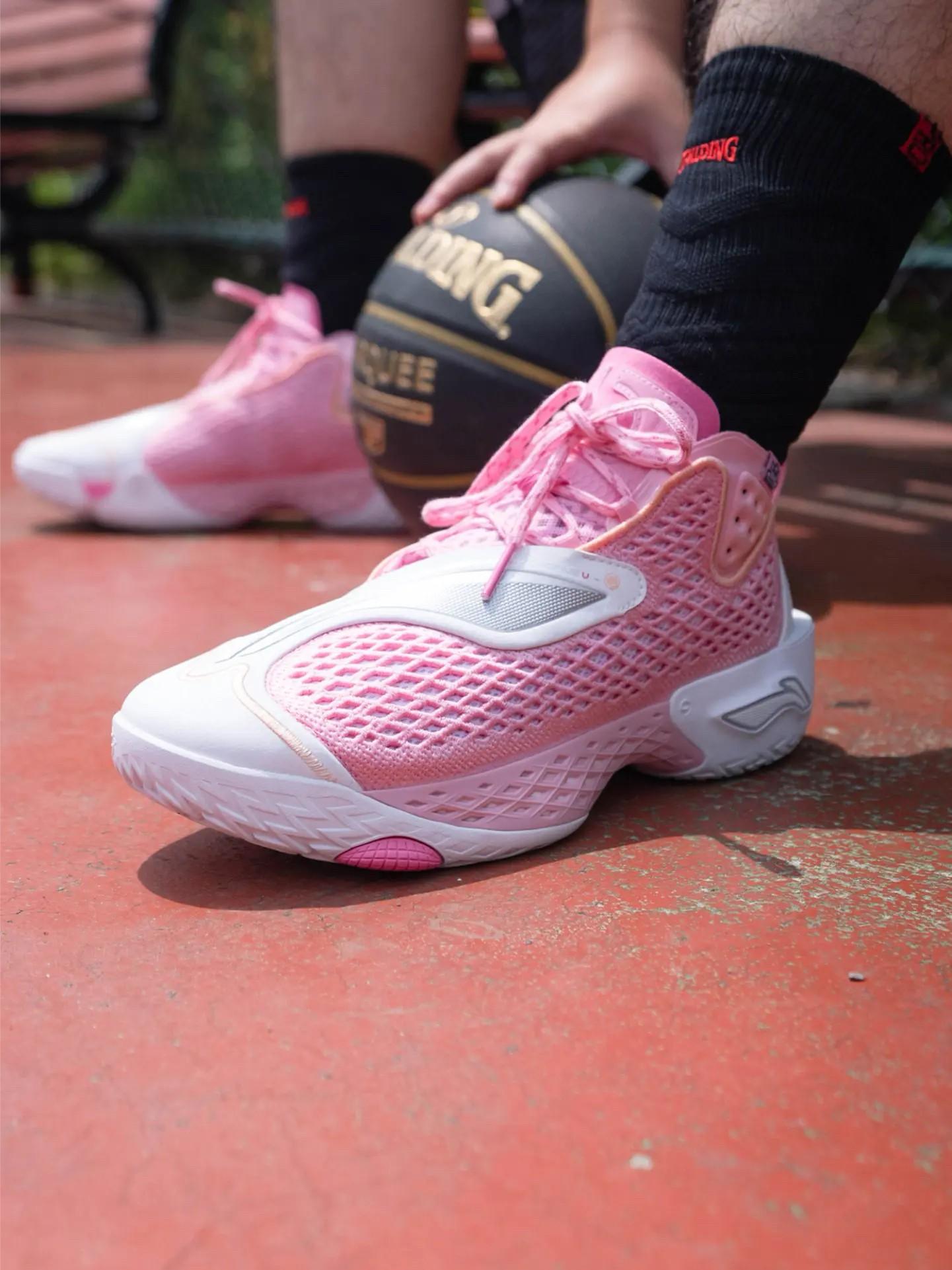 反伍5代尽管现在球鞋市场卷到3开4开就能